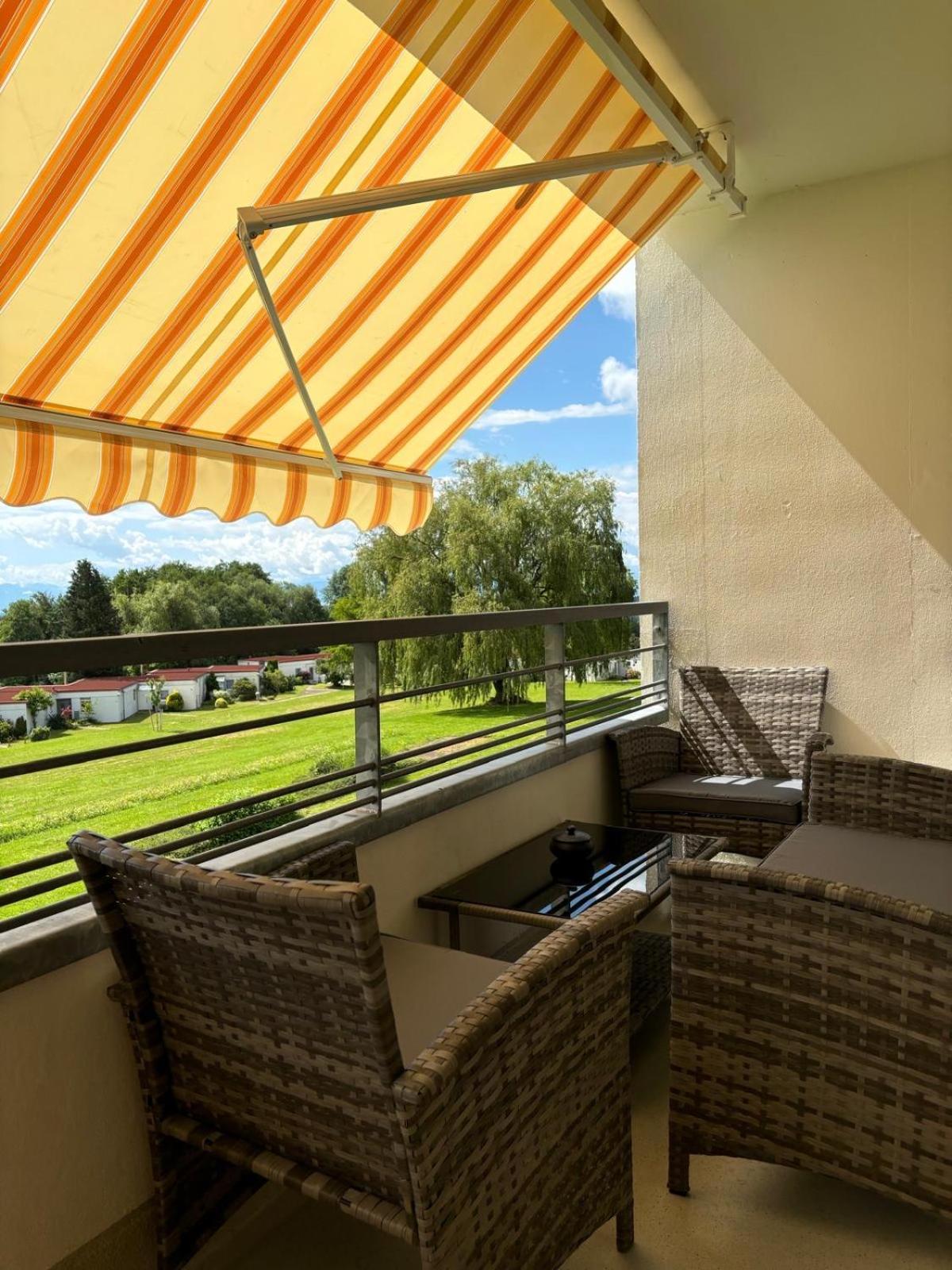 Mit Berg- Und Seesicht Appartement *